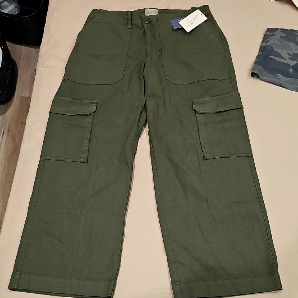 Olive Green Cargo Pant ssize 14S